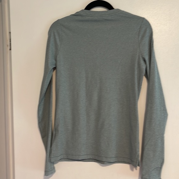 NWOT Athleta Uptempo Ribbed Henley - size small - Picture 7 of 10